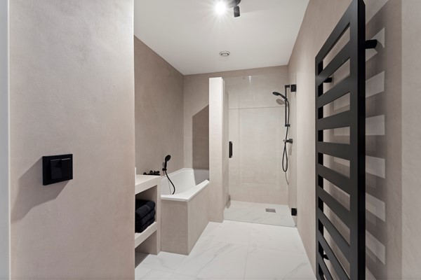 29.Laan der V.O.C. 340 - Almere.jpg